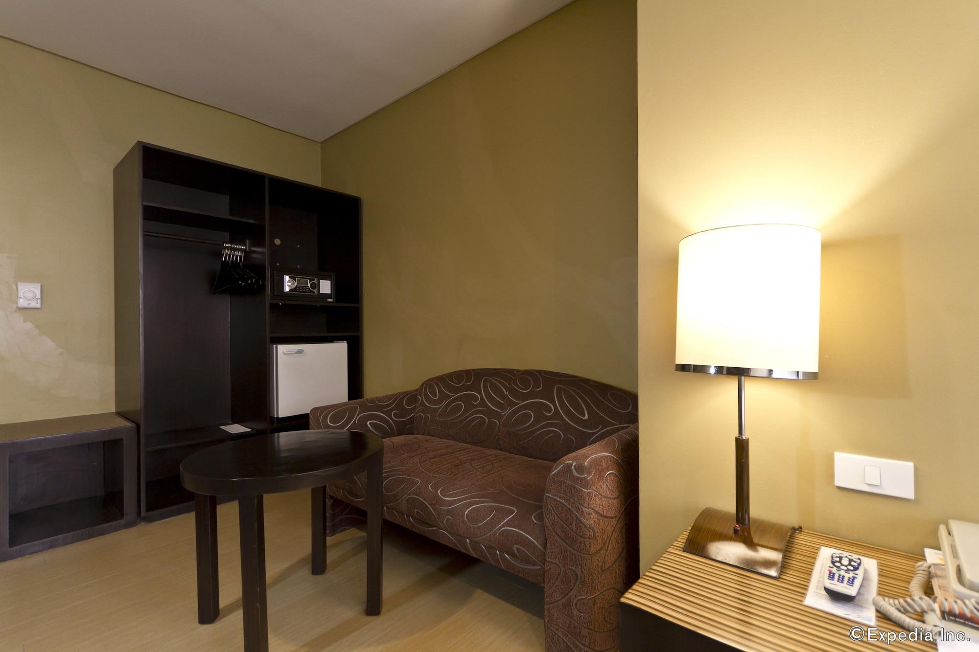 Summit Circle Cebu - Quarantine Hotel מראה חיצוני תמונה