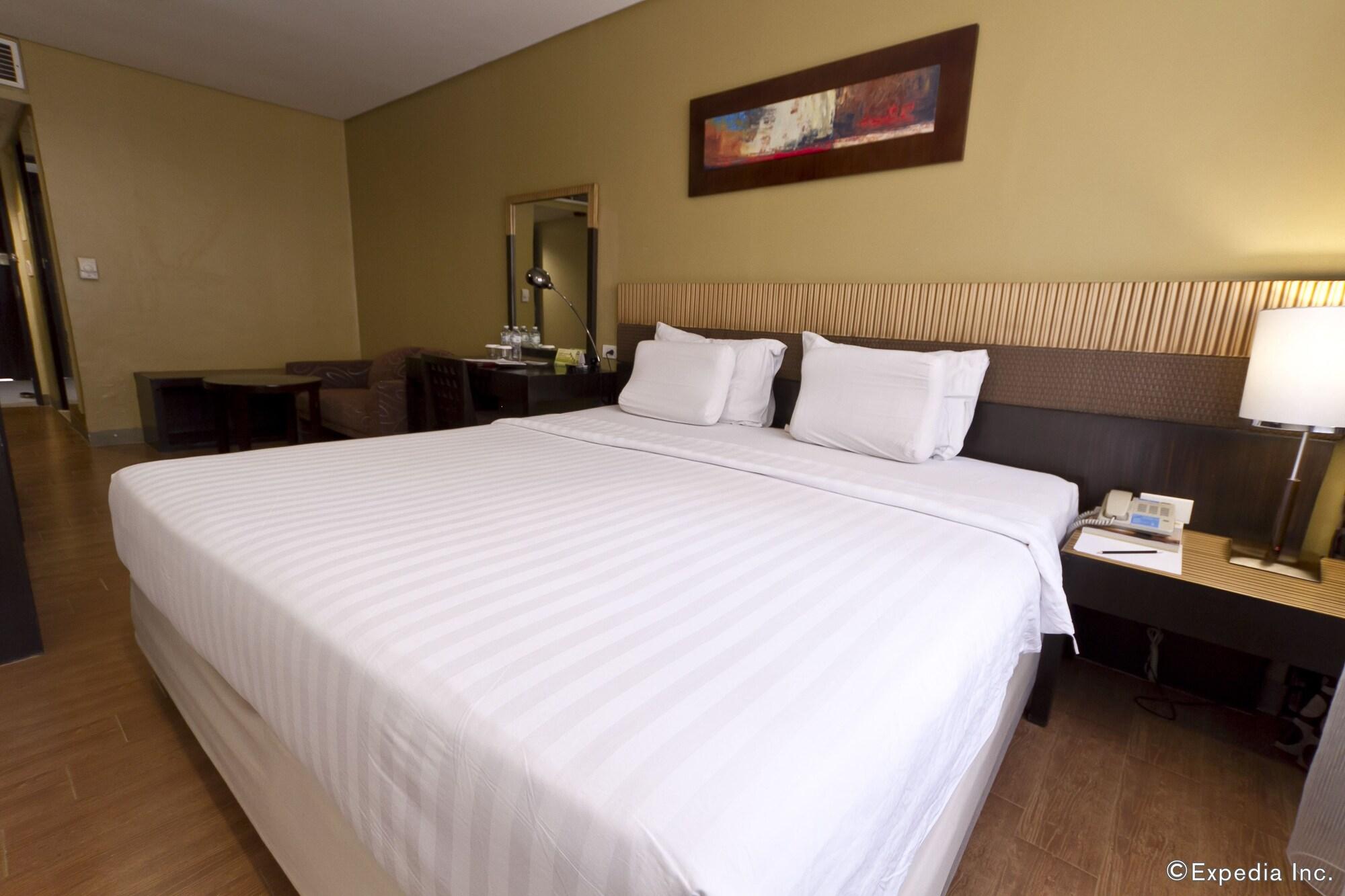Summit Circle Cebu - Quarantine Hotel מראה חיצוני תמונה