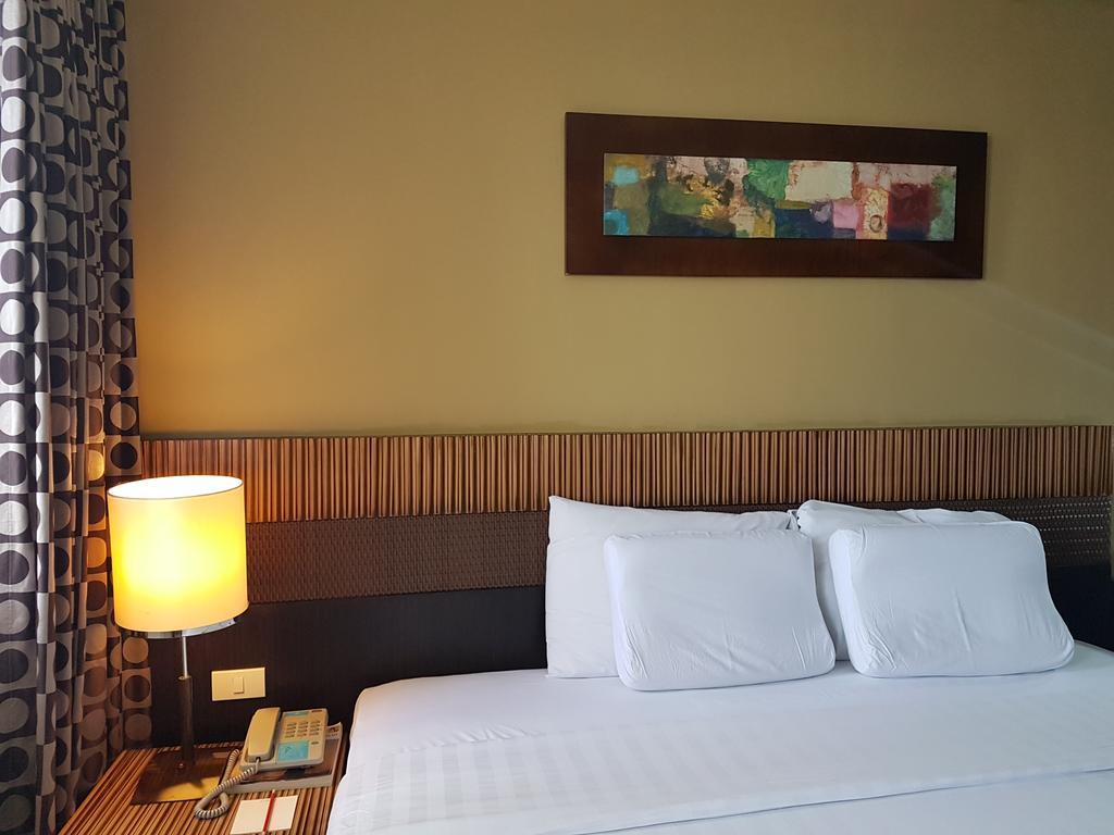 Summit Circle Cebu - Quarantine Hotel מראה חיצוני תמונה