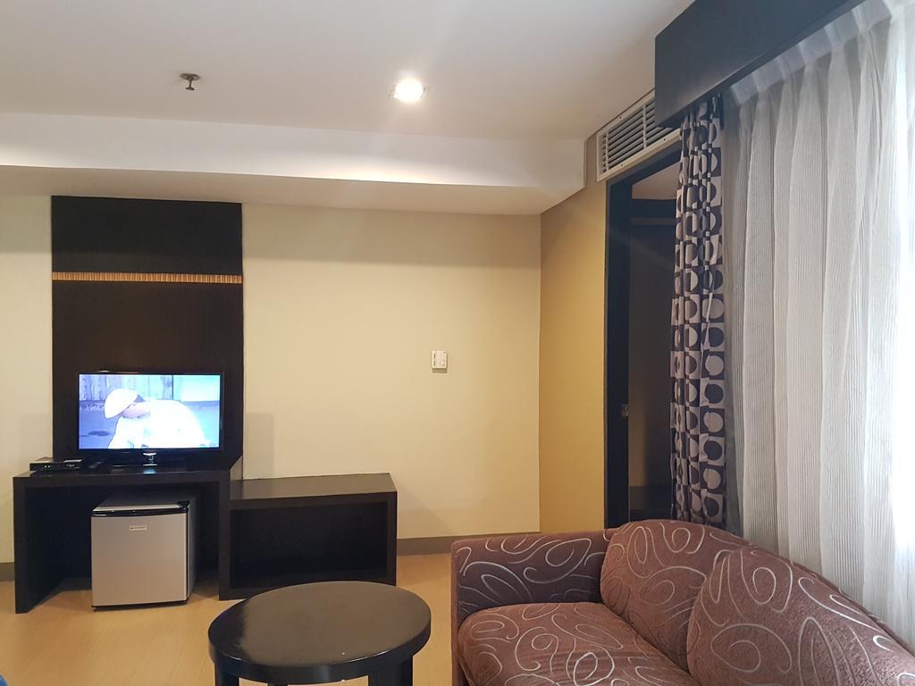 Summit Circle Cebu - Quarantine Hotel מראה חיצוני תמונה